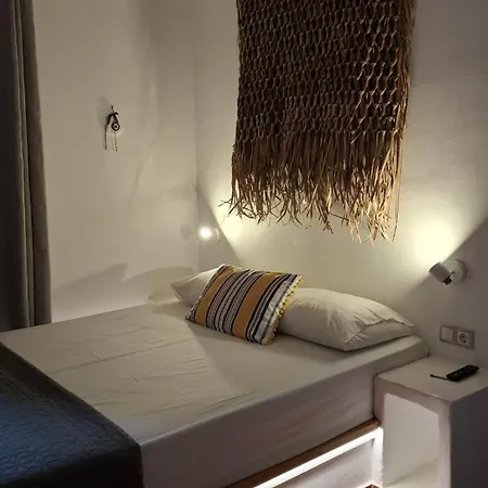 Apartment Ofioysa Kaga Kythnosuites Merichas