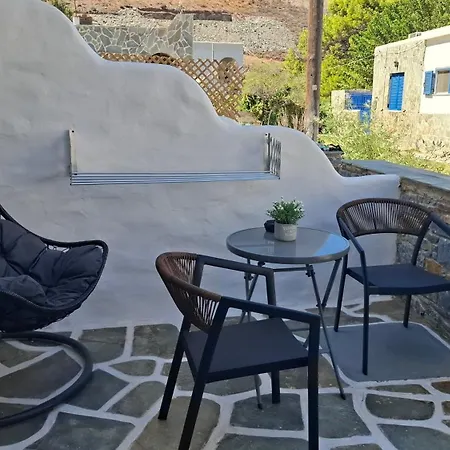 Apartman Ofioysa Kaga Kythnosuites